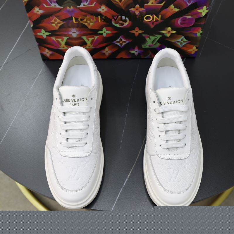 l**is V*t*n sneakers